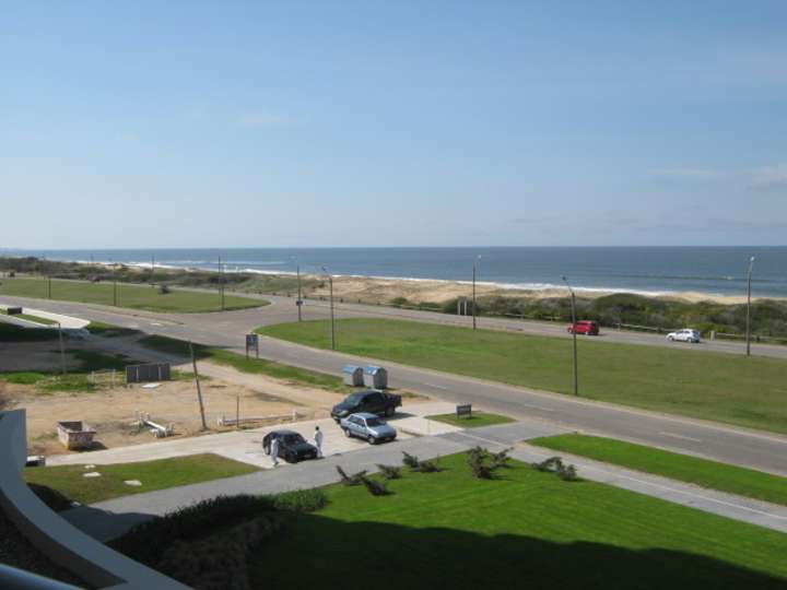Apartamento en venta en Rambla Lorenzo Batlle Pacheco, Punta Del Este