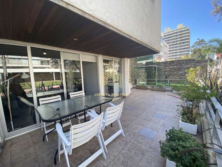 Apartamento en venta en Punta Del Este