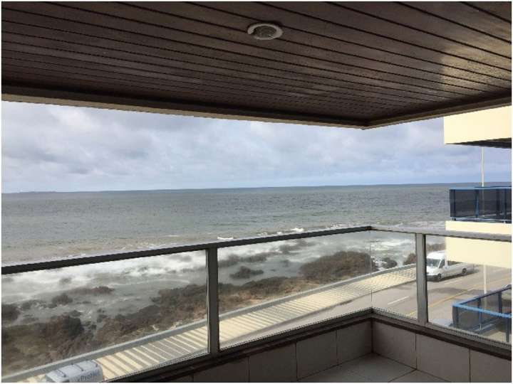 Apartamento en venta en Punta Del Este