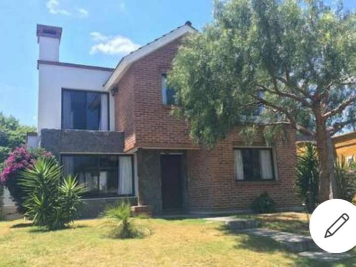 Casa en venta en Pinares, Maldonado