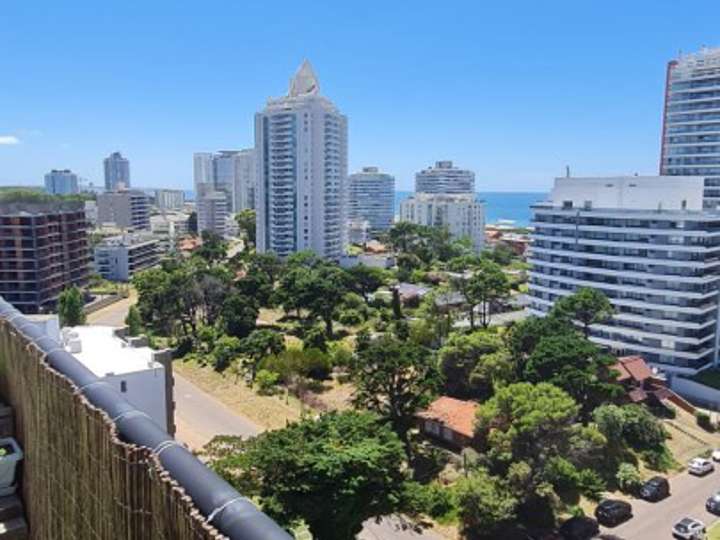 Apartamento en venta en Punta Del Este