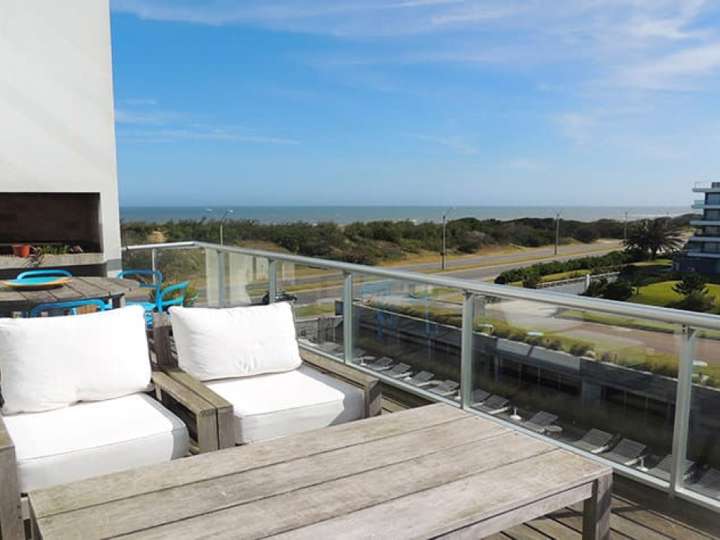 Apartamento en venta en Rambla Lorenzo Batlle Pacheco, Maldonado