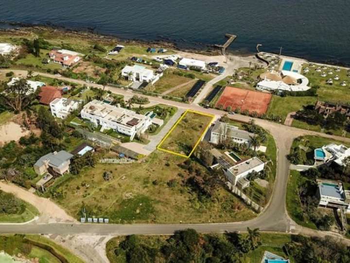 Terreno en venta en Mar Adriático, Maldonado
