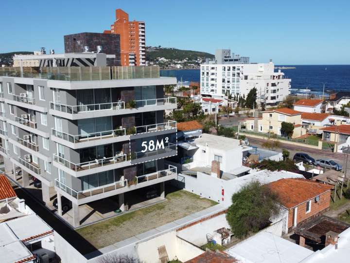 Apartamento en venta en Pablo Zufriategui, Piriápolis