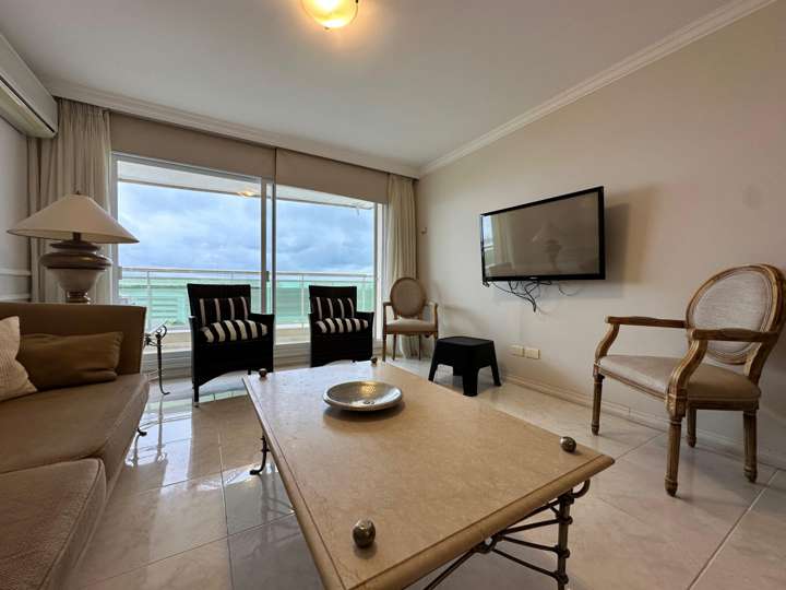 Apartamento en venta en Rambla Doctor Claudio Williman, Punta Del Este