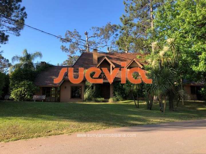 Casa en venta en Los Muergos (Calle 27), Punta Del Este