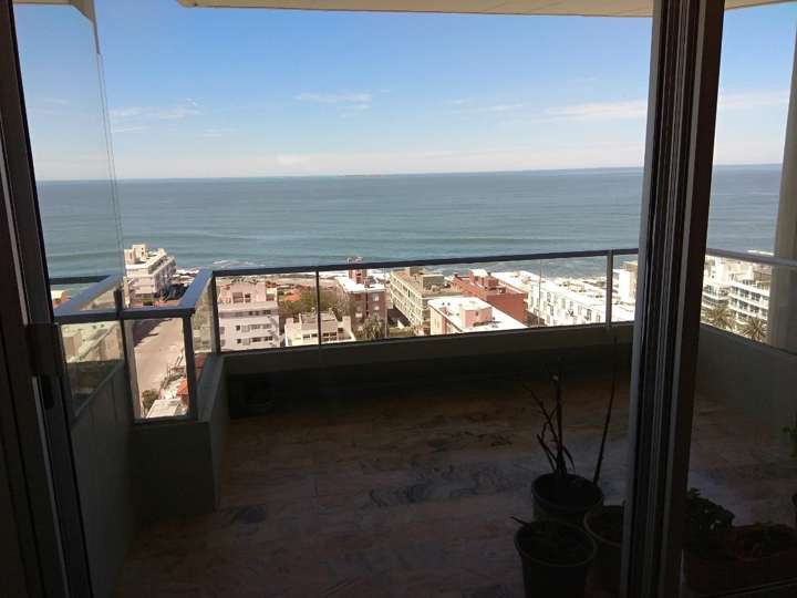 Apartamento en venta en Punta Del Este