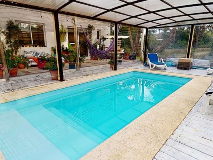 Casa en venta en Pinares, Maldonado