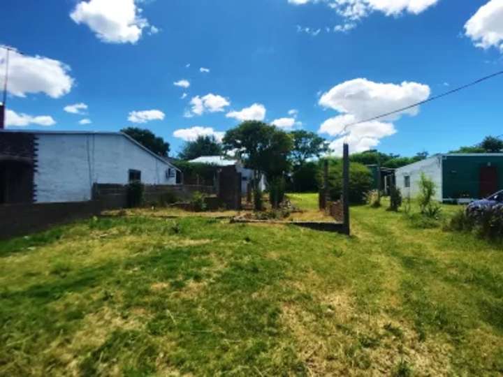 Casa en venta en Antonio Lussich, Colonia