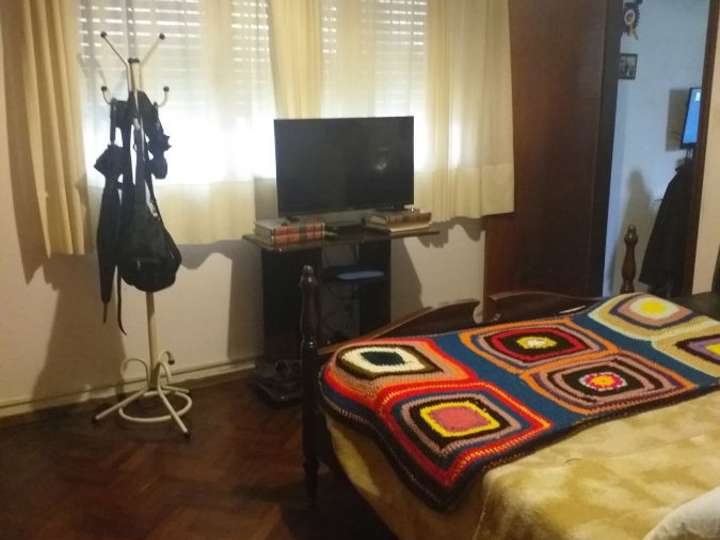 Casa en venta en Villa Española, Montevideo