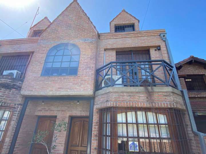 Casa en venta en Santiago del Estero, 1699, Martínez