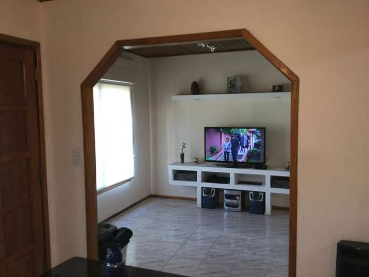 Edificio en venta en Granaderos, 3047, Villa Luzuriaga