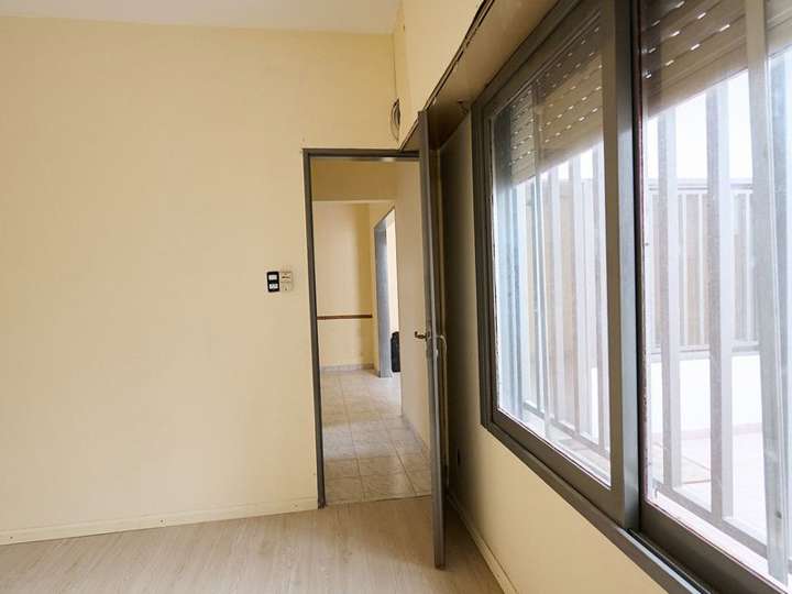 Edificio en venta en 104 - Primera Junta, 6153, Billinghurst