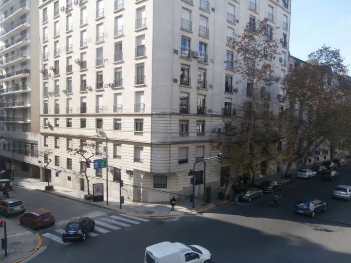 Departamento en alquiler en Avenida Alvear, 1399, Ciudad Autónoma de Buenos Aires