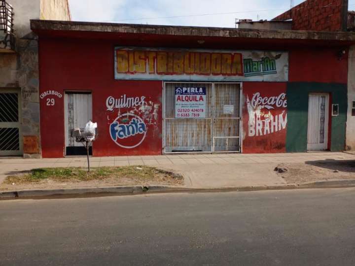 Comercial / Tienda en alquiler en Batalla de Chacabuco, Grand Bourg