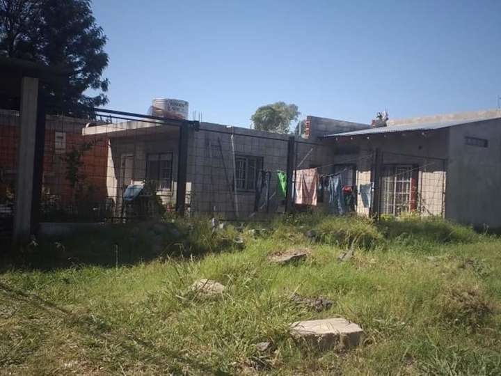 Casa en venta en Céspedes, Buenos Aires