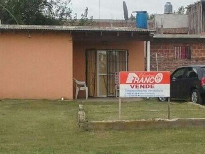 Casa en venta en Pedro de Elizalde, Buenos Aires