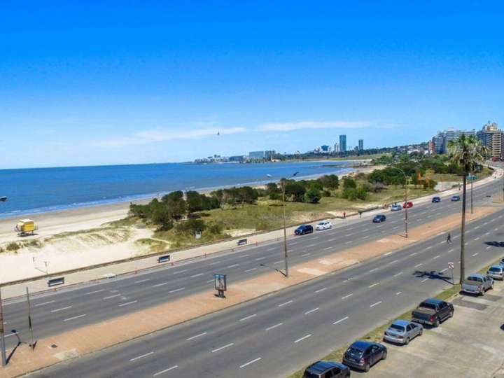 Apartamento en venta en Malvín, Montevideo