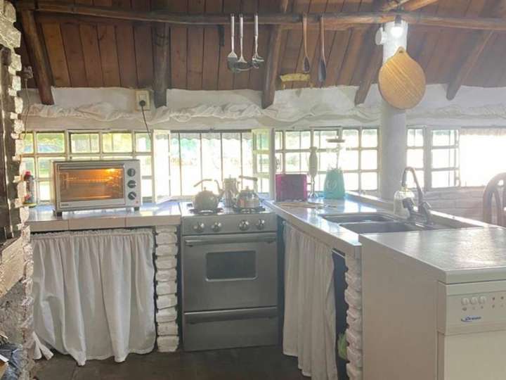 Casa en venta en Domingo Faustino Sarmiento, Buenos Aires