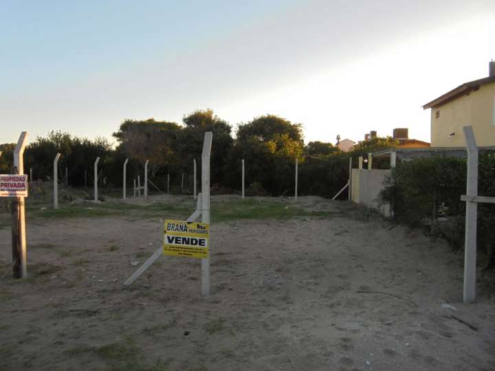 Terreno en venta en Calle 1, 2893, San Clemente del Tuyú