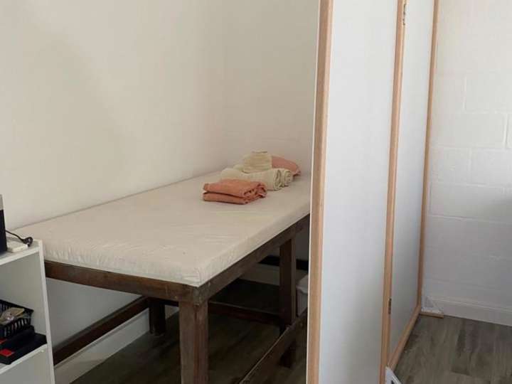 Comercial / Tienda en venta en Avenida Doctor Ricardo Balbín, 1101, Buenos Aires