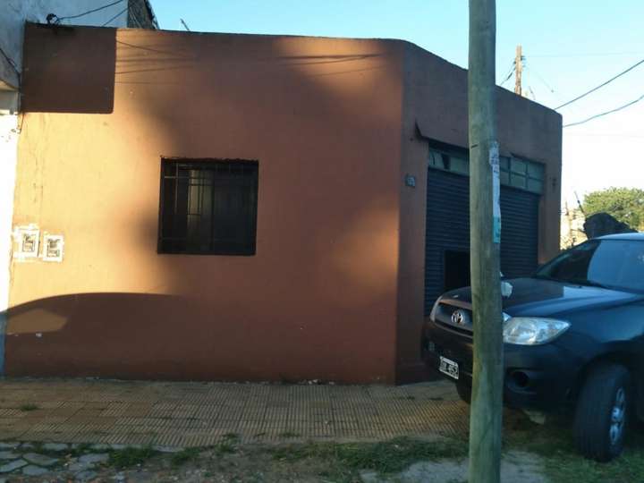 Edificio en venta en 122 - General Roca, 4585, Villa Ballester