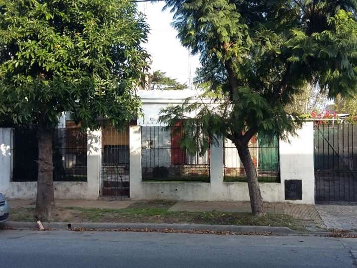 Casa en venta en José Equiza, Buenos Aires