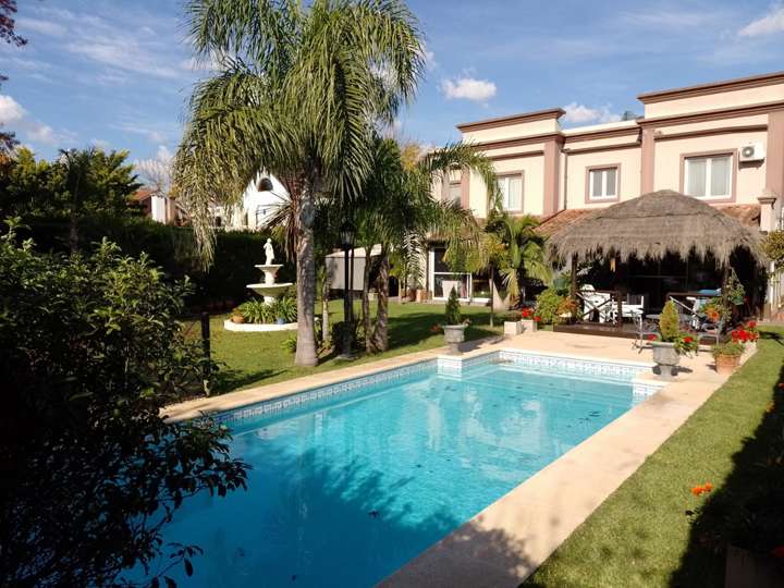 Casa en venta en Avenida Doctor Honorio Pueyrredón, Villa Rosa