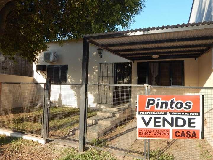 Casa en venta en Mitre, San José