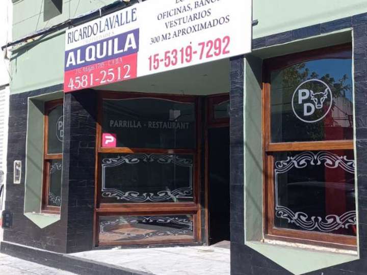 Comercial / Tienda en alquiler en Avenida Avellaneda, 4202, Ciudad Autónoma de Buenos Aires