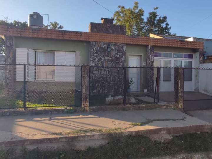 Casa en venta en Sarmiento, San José