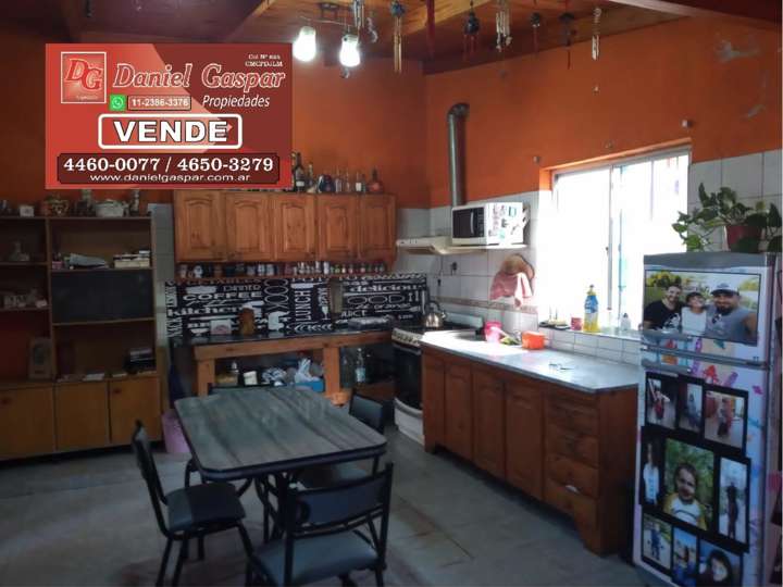 Edificio en venta en Garibaldi, 2741, Villa Luzuriaga