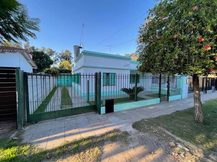 Casa en venta en Gervasio de Posadas, La Reja