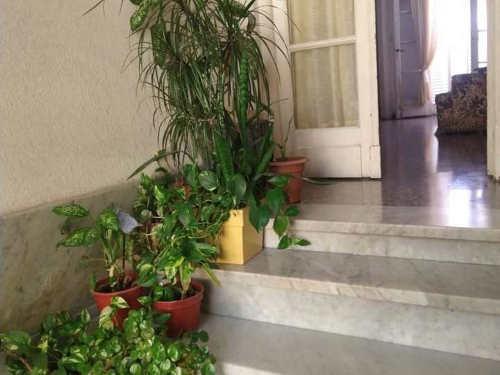 Casa en venta en Martínez Castro, 255, Ciudad Autónoma de Buenos Aires