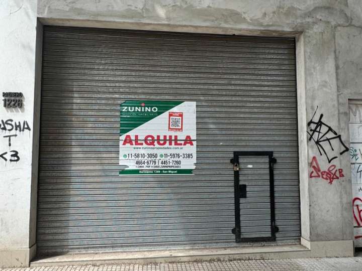 Comercial / Tienda en alquiler en Paunero, Buenos Aires