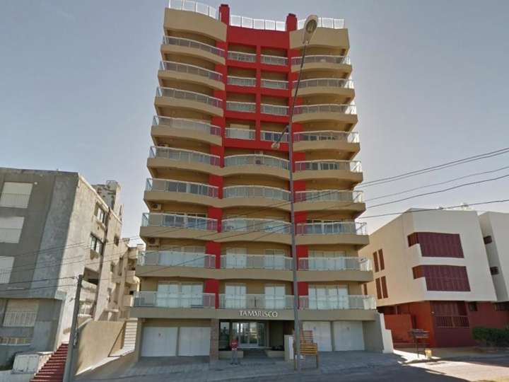 Departamento en venta en Avenida Juan Domingo Perón, Buenos Aires