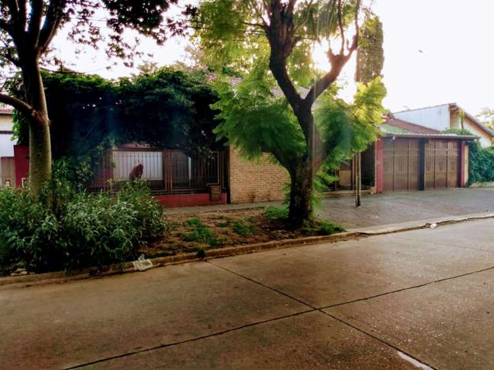 Casa en venta en Roque Sáenz Peña, Buenos Aires