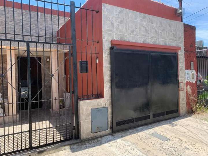 Casa en venta en Cordero, 1849, Virreyes