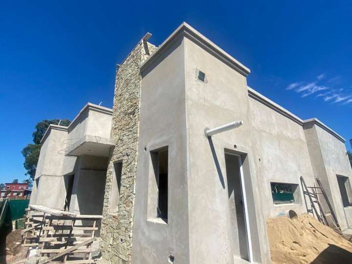 Casa en venta en Mariano Acosta, Presidente Derqui