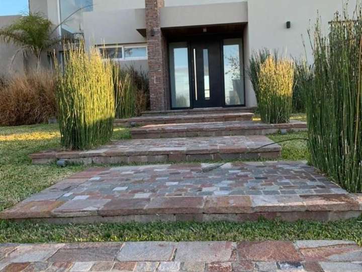 Casa en venta en Partido de Escobar, Buenos Aires