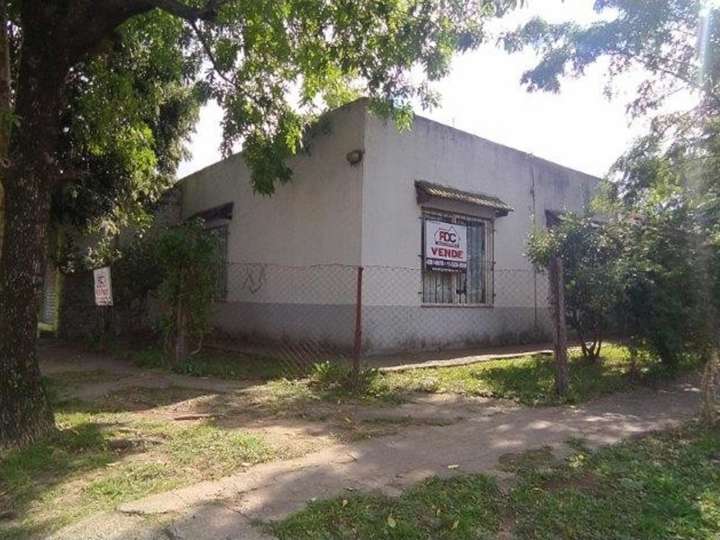 Casa en venta en Alejo Ortega, 1110, Buenos Aires