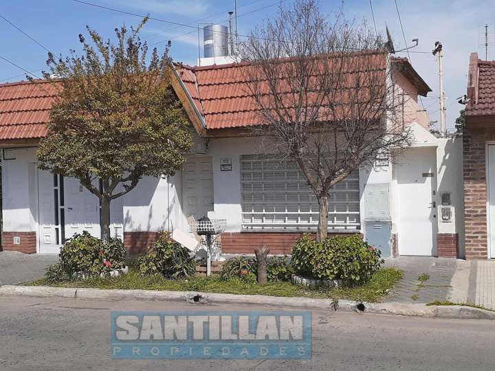 Casa en venta en Coronel Lezica, 3125, Buenos Aires