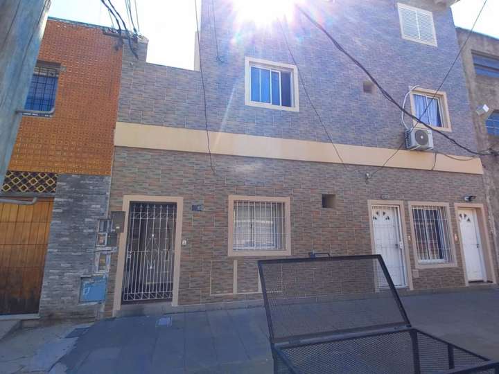 Departamento en venta en Almafuerte, 64, Villa Luzuriaga