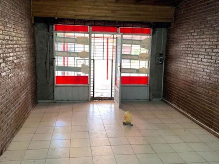 Comercial / Tienda en venta en Sixto Fernández, 1696, Buenos Aires