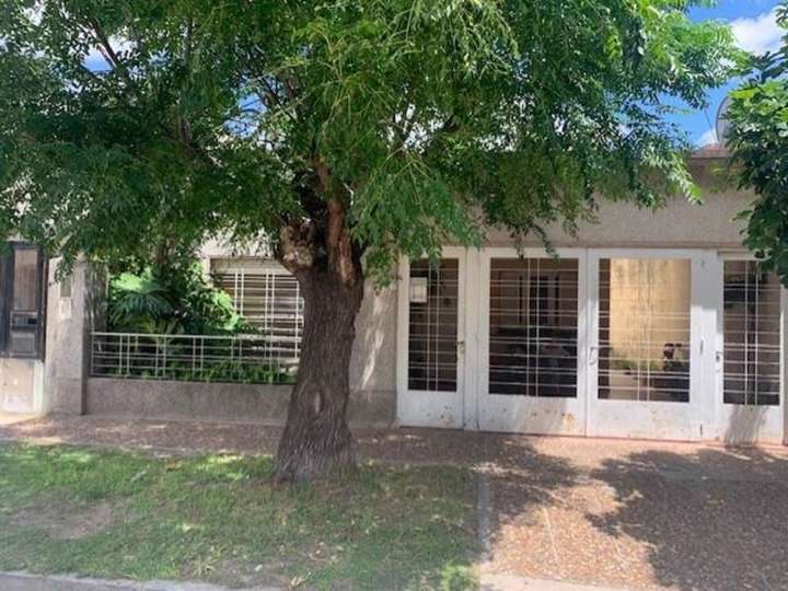 Casa en venta en Patricio Enríquez, Buenos Aires