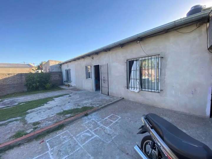 Casa en venta en Calle 517 bis, 1351, Luján