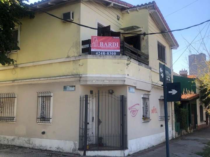 Edificio en venta en Castro Barros, 200, Buenos Aires