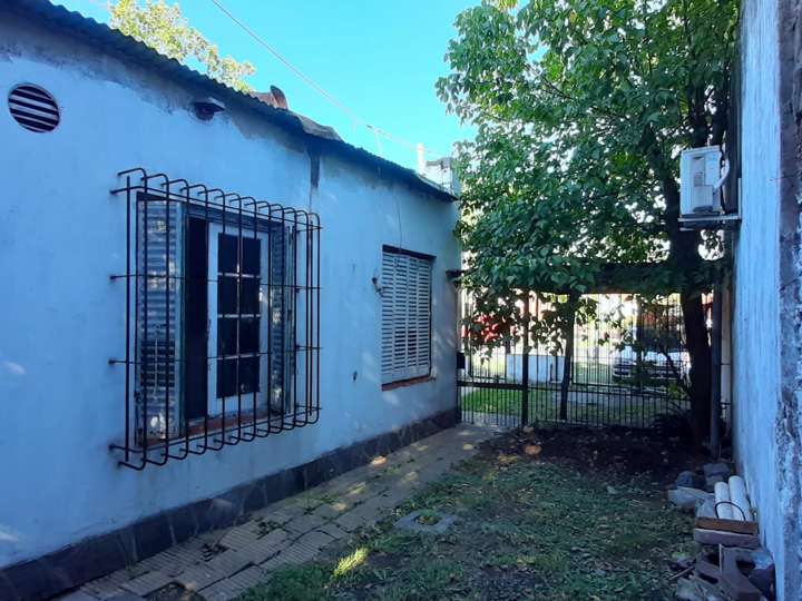 Casa en venta en Avenida Espora, 2255, Burzaco