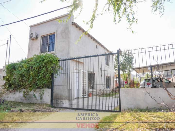Casa en venta en Maestra Lucía Rueda, Paso del Rey