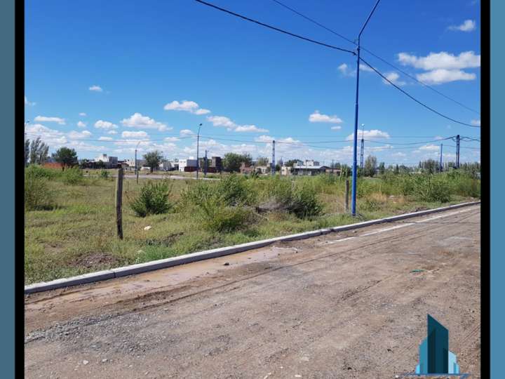 Terreno en venta en Mendoza, General Roca